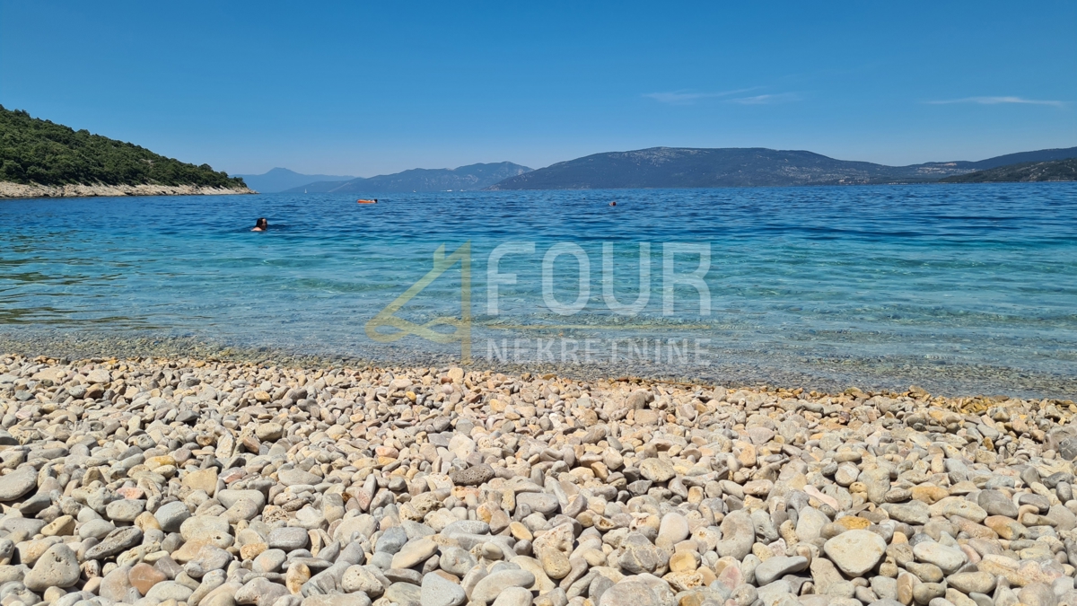 Hiša Valun, Cres, 180m2