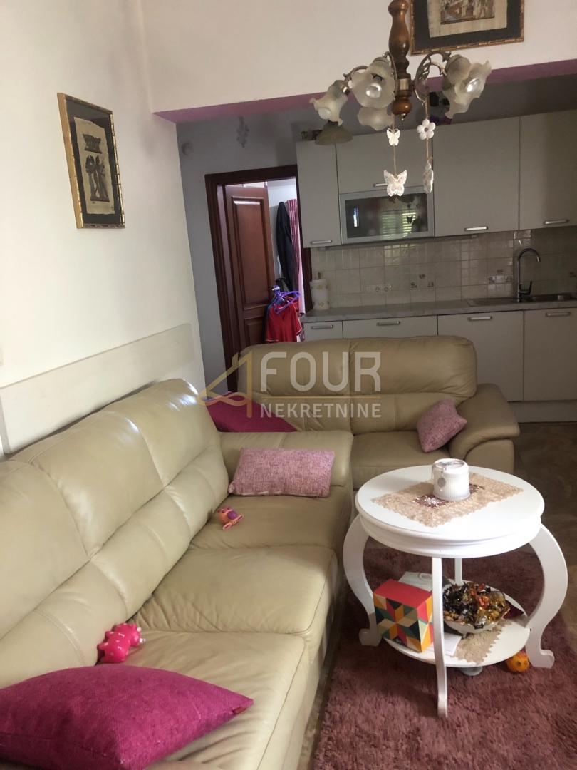 Hiša Valun, Cres, 180m2