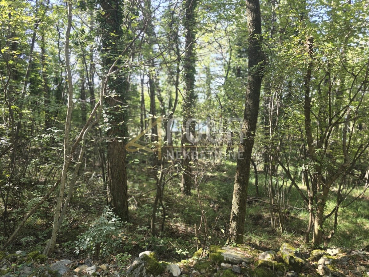 Zemljišče Kostrena, 1.875m2
