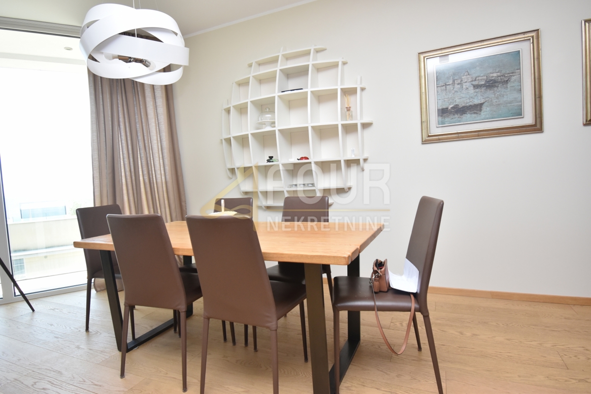 Stanovanje Opatija - Centar, Opatija, 182,38m2