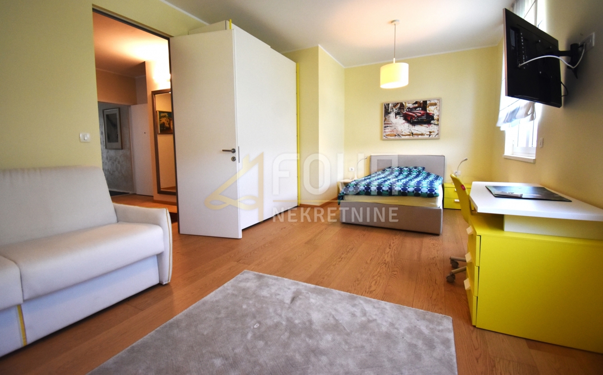 Stanovanje Opatija - Centar, Opatija, 182,38m2