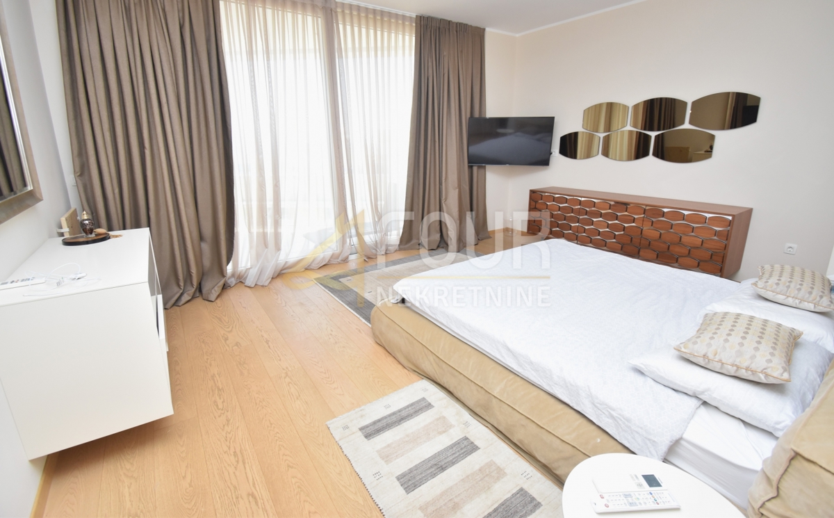 Stanovanje Opatija - Centar, Opatija, 182,38m2