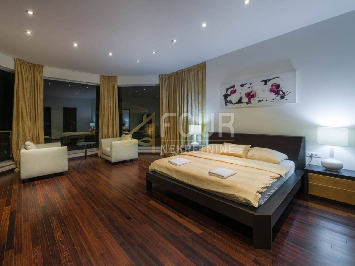 Hiša Korčula, 520m2