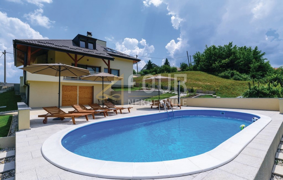 Zagreb, Starjak, družinska hiša z bazenom, garažo in velikim vrtom