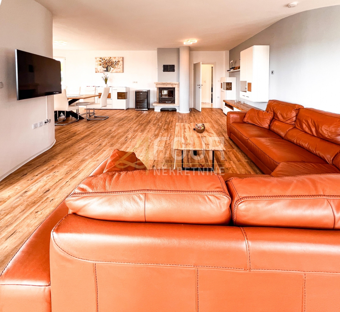 Hiša Crikvenica, 300m2