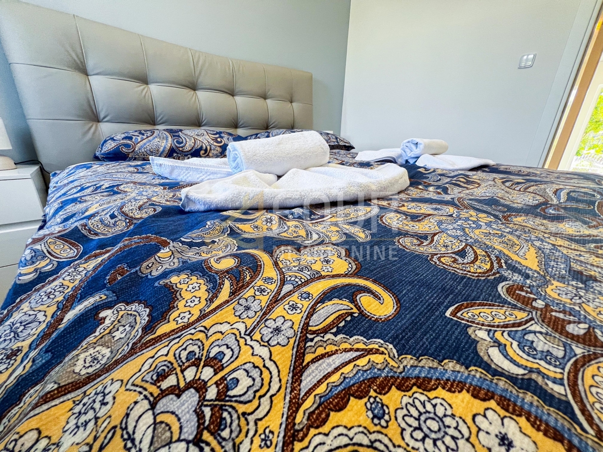 Hiša Crikvenica, 300m2