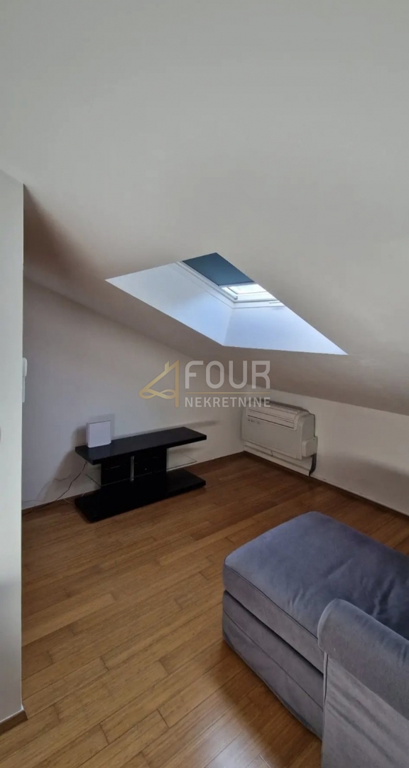 Stanovanje Pobri, Opatija - Okolica, 77,13m2