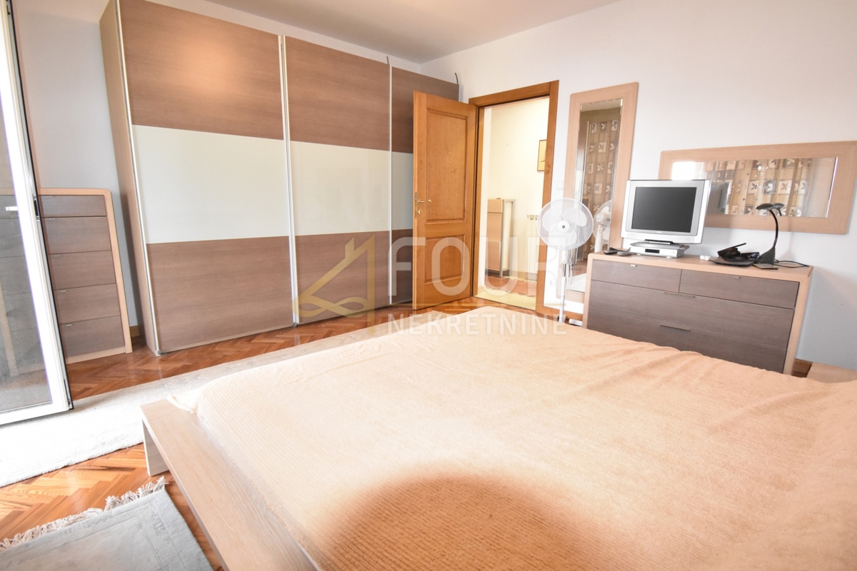 Hiša Oprić, Opatija - Okolica, 195m2