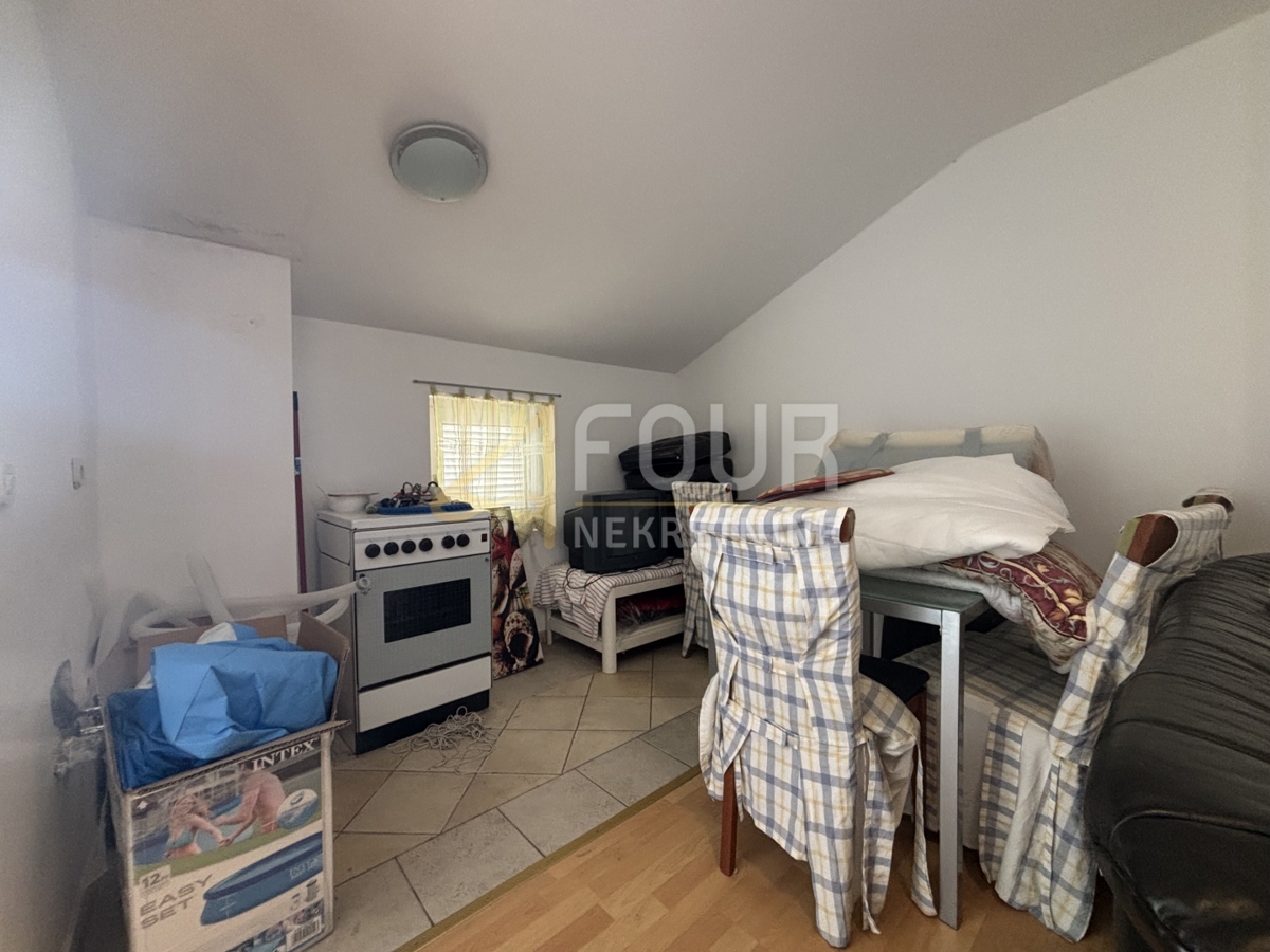 Hiša Novi Vinodolski, 77m2