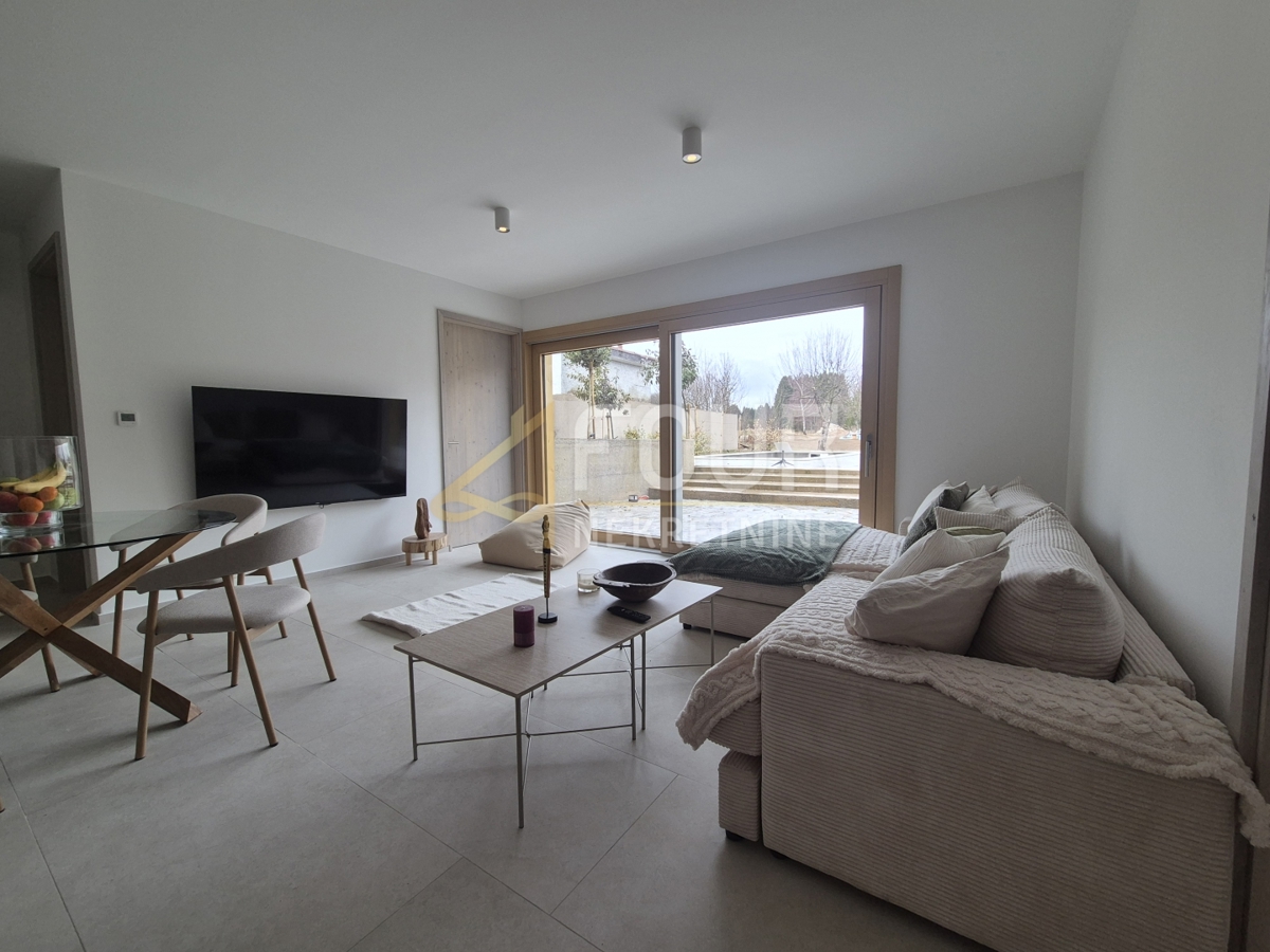 Hiša Ravna Gora, 144m2