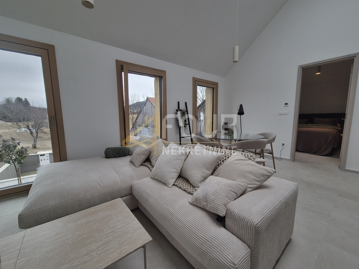 Hiša Ravna Gora, 144m2