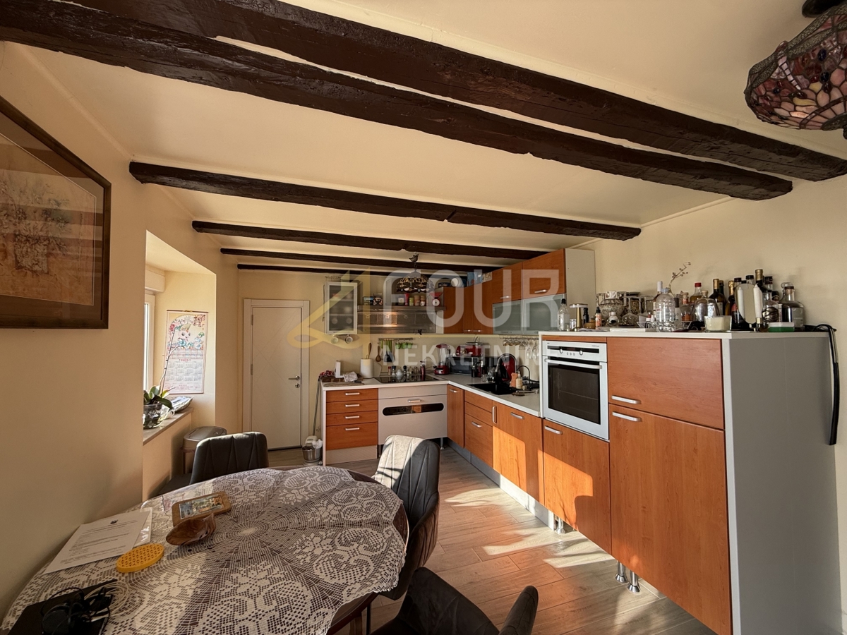 Hreljin, samostojna hiša, P+1, 266m2