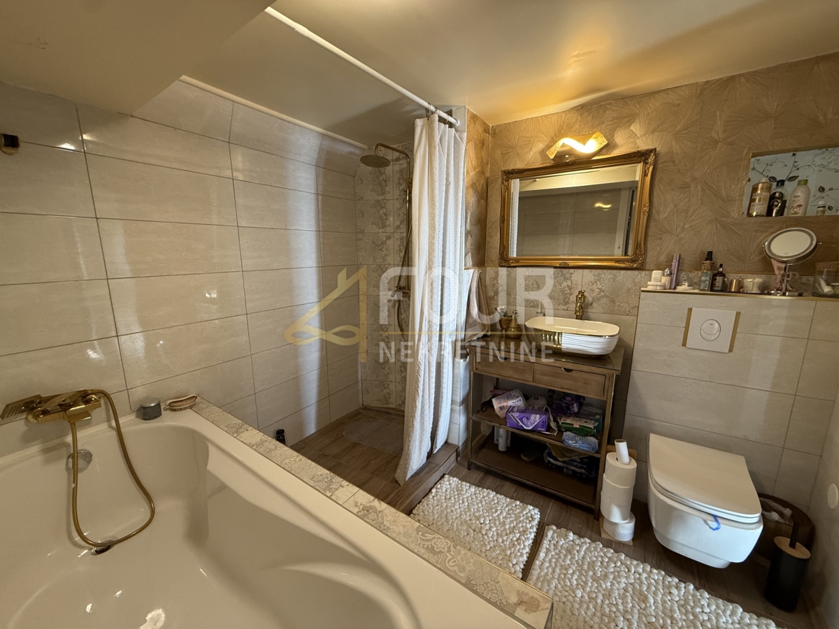 Hreljin, samostojna hiša, P+1, 266m2