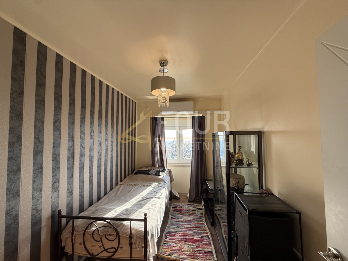 Hreljin, samostojna hiša, P+1, 266m2