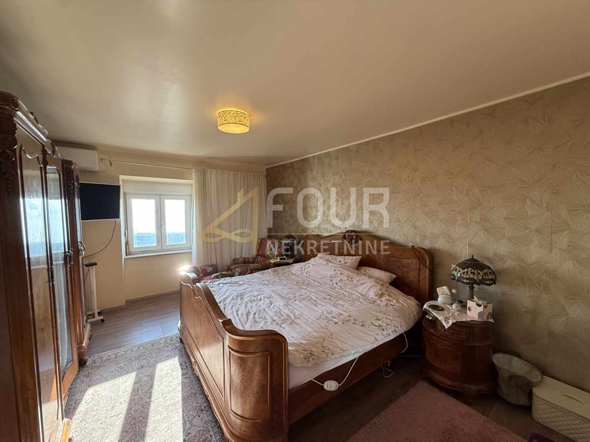 Hreljin, samostojna hiša, P+1, 266m2