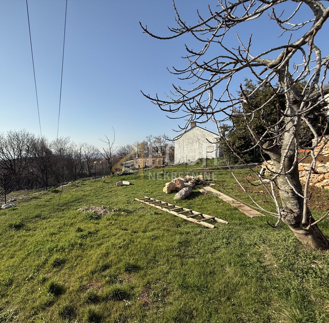 Hreljin, samostojna hiša, P+1, 266m2