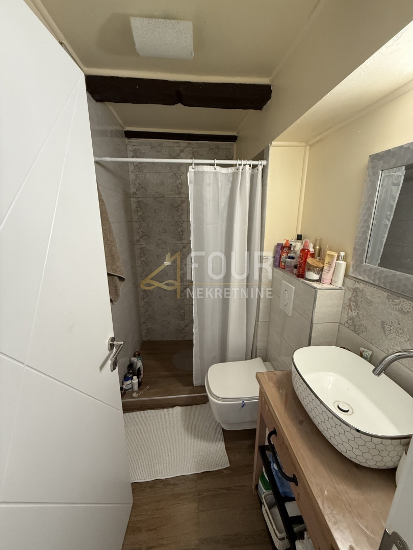 Hreljin, samostojna hiša, P+1, 266m2