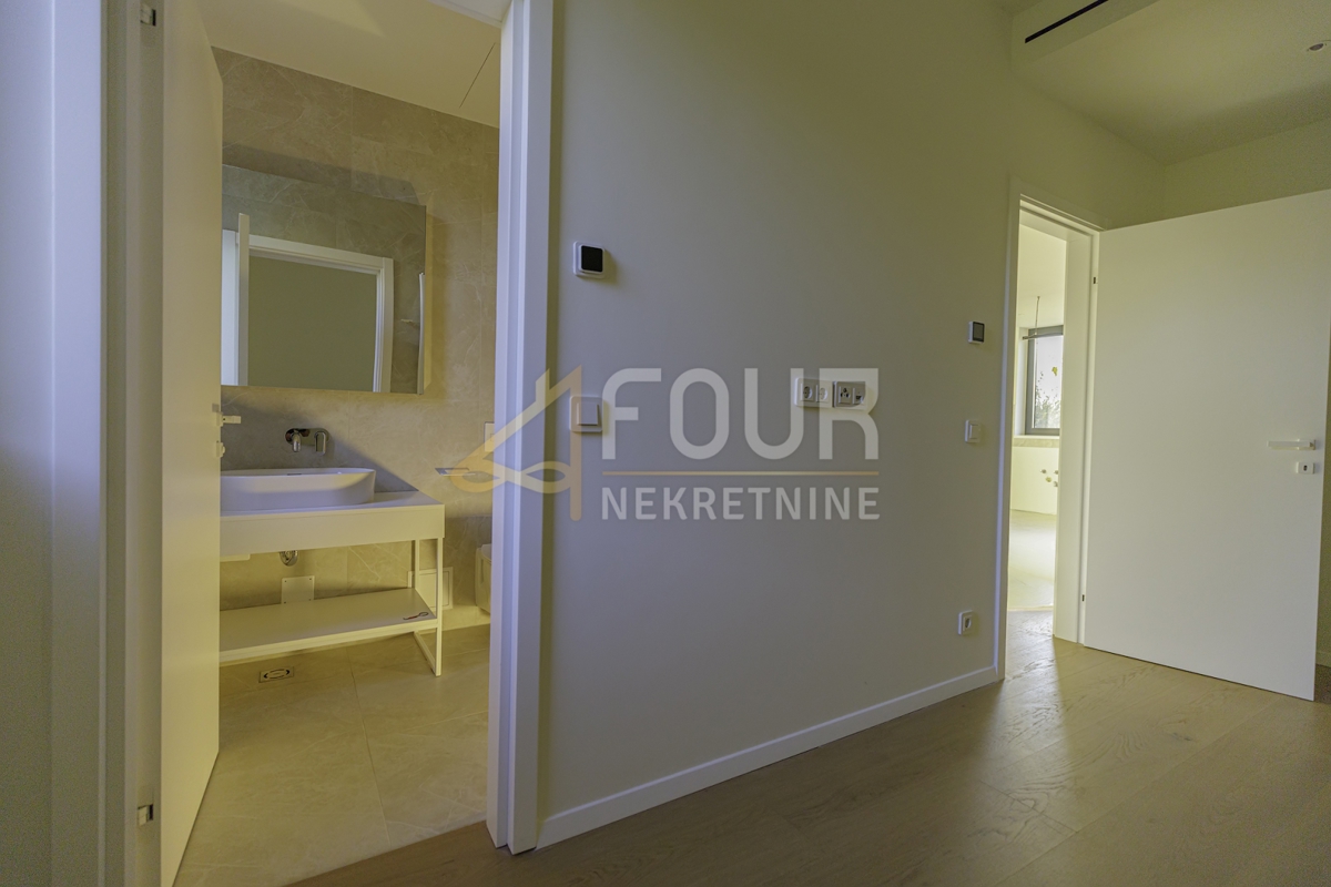 Istra, Umag - okolica, apartma - luksuzni letovišče, 1. vrsta do morja