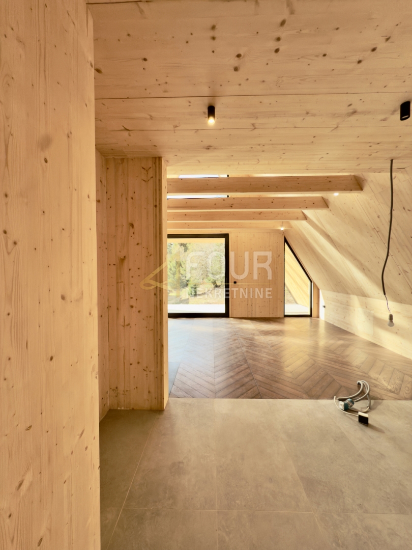 Sodobno zatočišče v srcu Gorskega kotarja