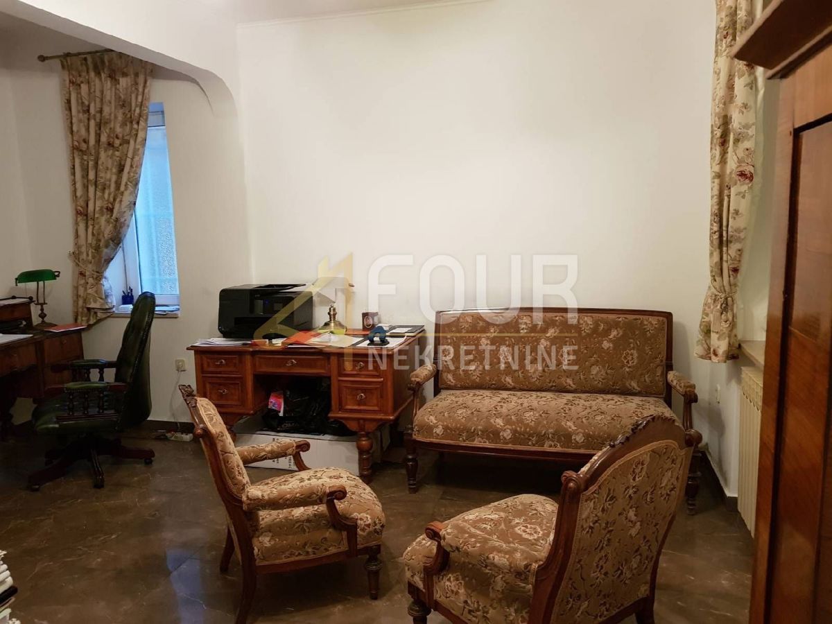 Hiša Volosko, Opatija, 230m2