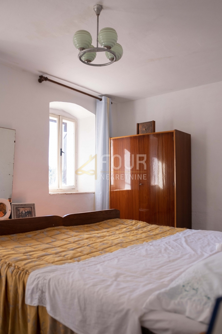 Hiša Svetvinčenat, 344m2