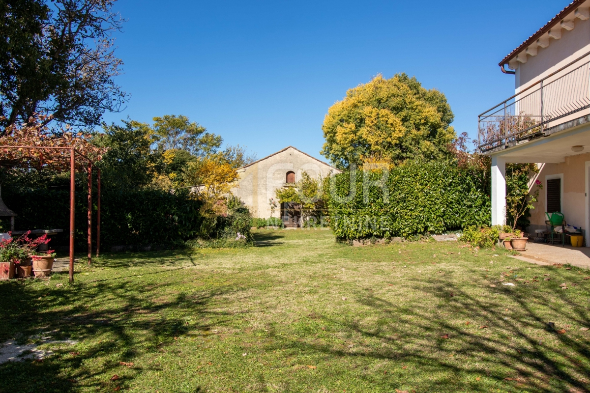 Hiša Svetvinčenat, 344m2