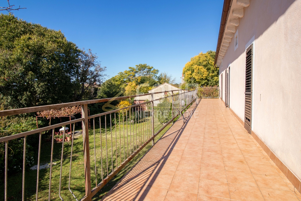 Hiša Svetvinčenat, 344m2