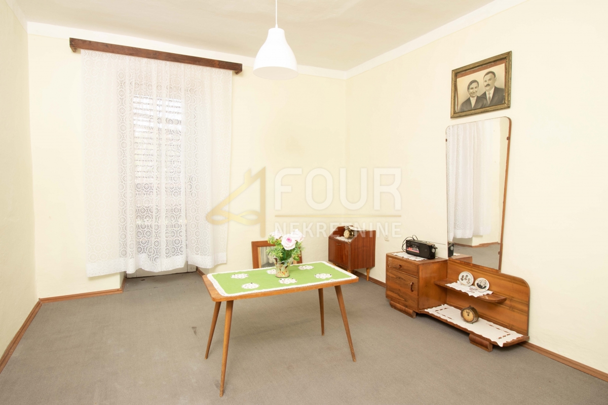 Hiša Svetvinčenat, 344m2