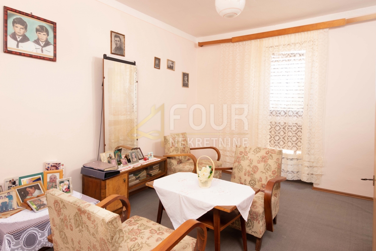 Hiša Svetvinčenat, 344m2