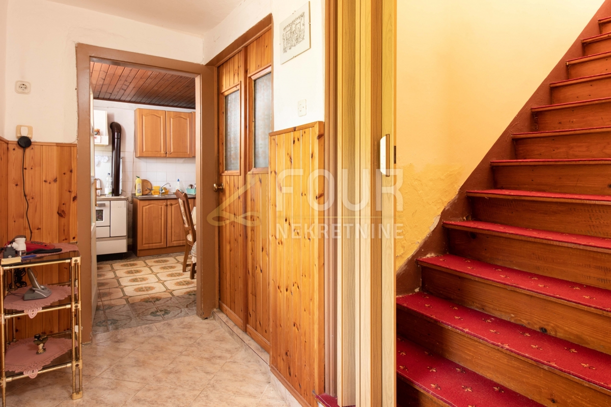 Hiša Svetvinčenat, 344m2