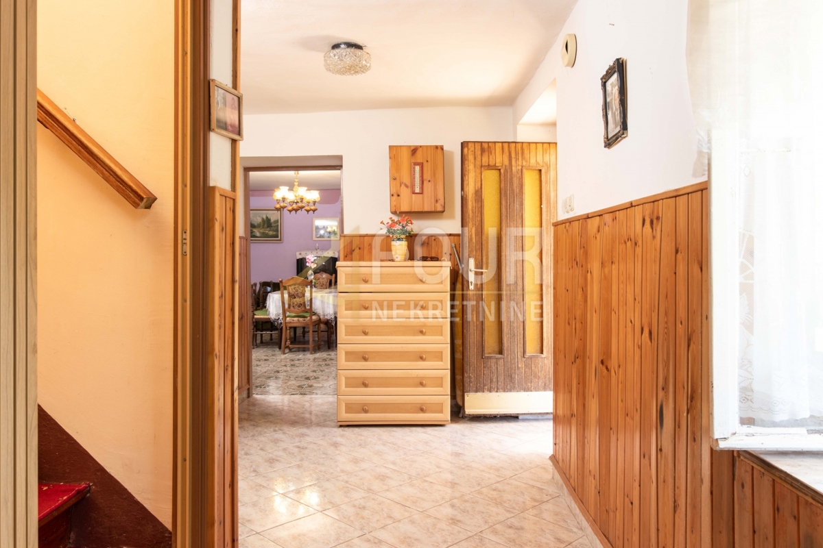 Hiša Svetvinčenat, 344m2