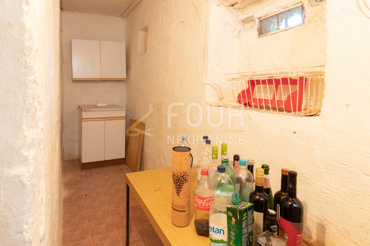 Hiša Svetvinčenat, 344m2