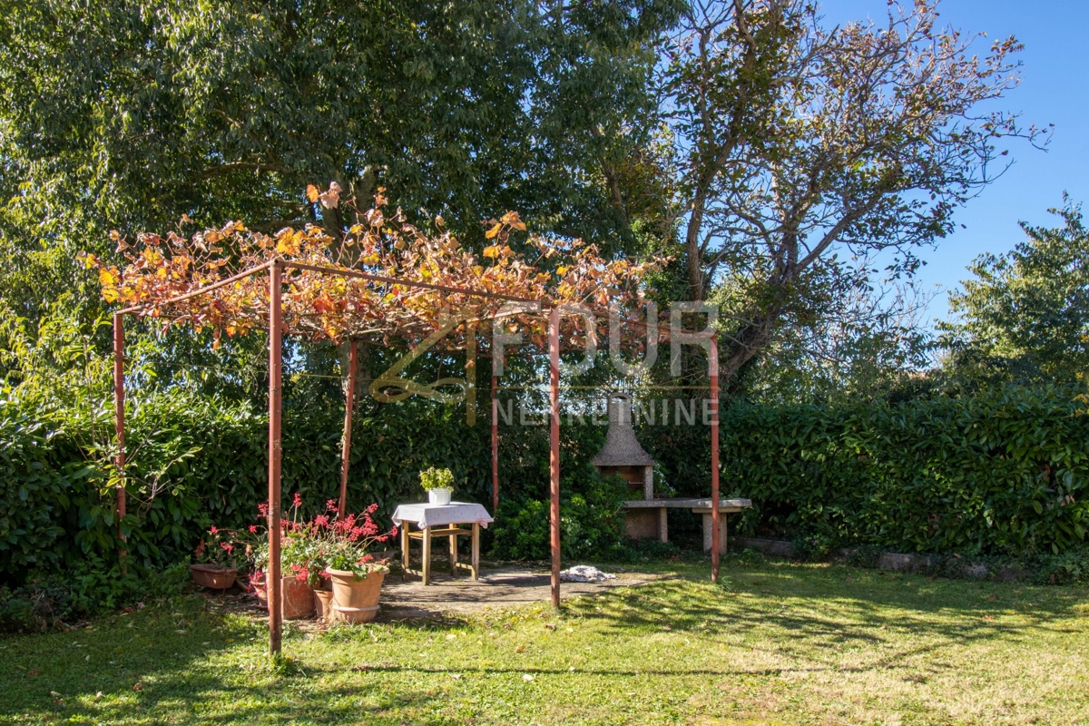 Hiša Svetvinčenat, 344m2