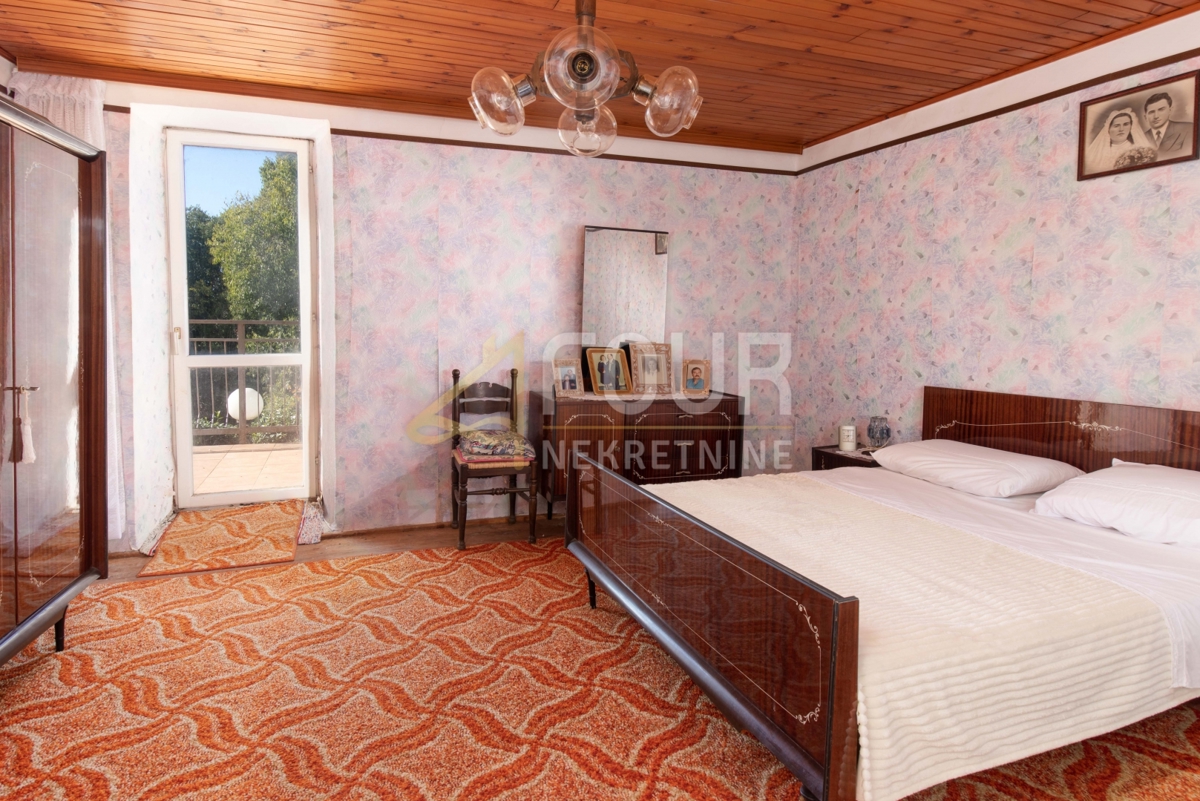 Hiša Svetvinčenat, 344m2