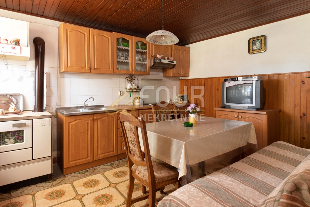 Hiša Svetvinčenat, 344m2