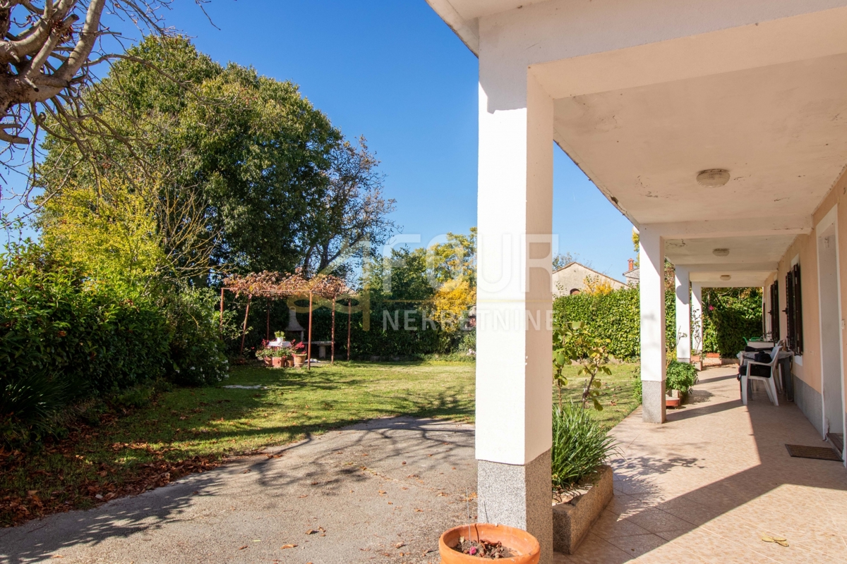 Hiša Svetvinčenat, 344m2