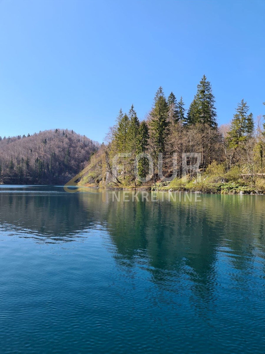 Zemljišče Ličko Petrovo Selo, Plitvička Jezera, 23.000m2