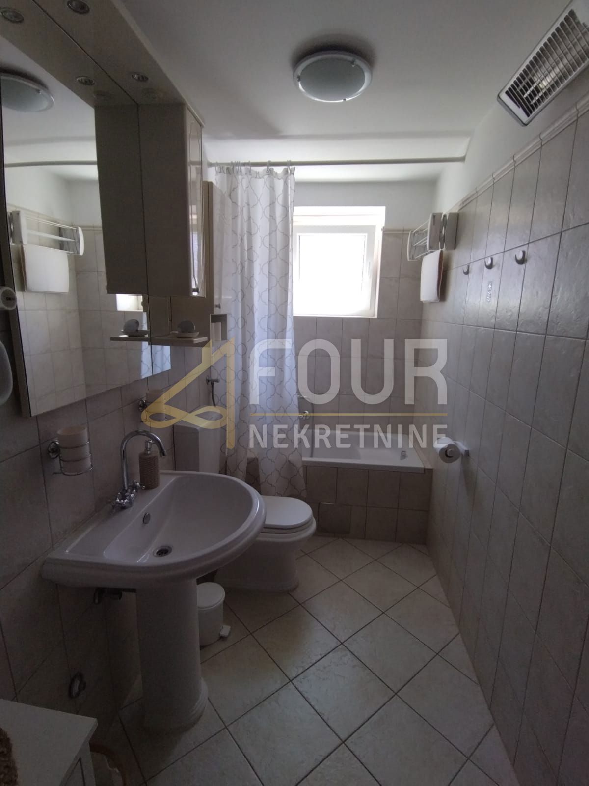 Stanovanje Centar, Pula, 69,90m2
