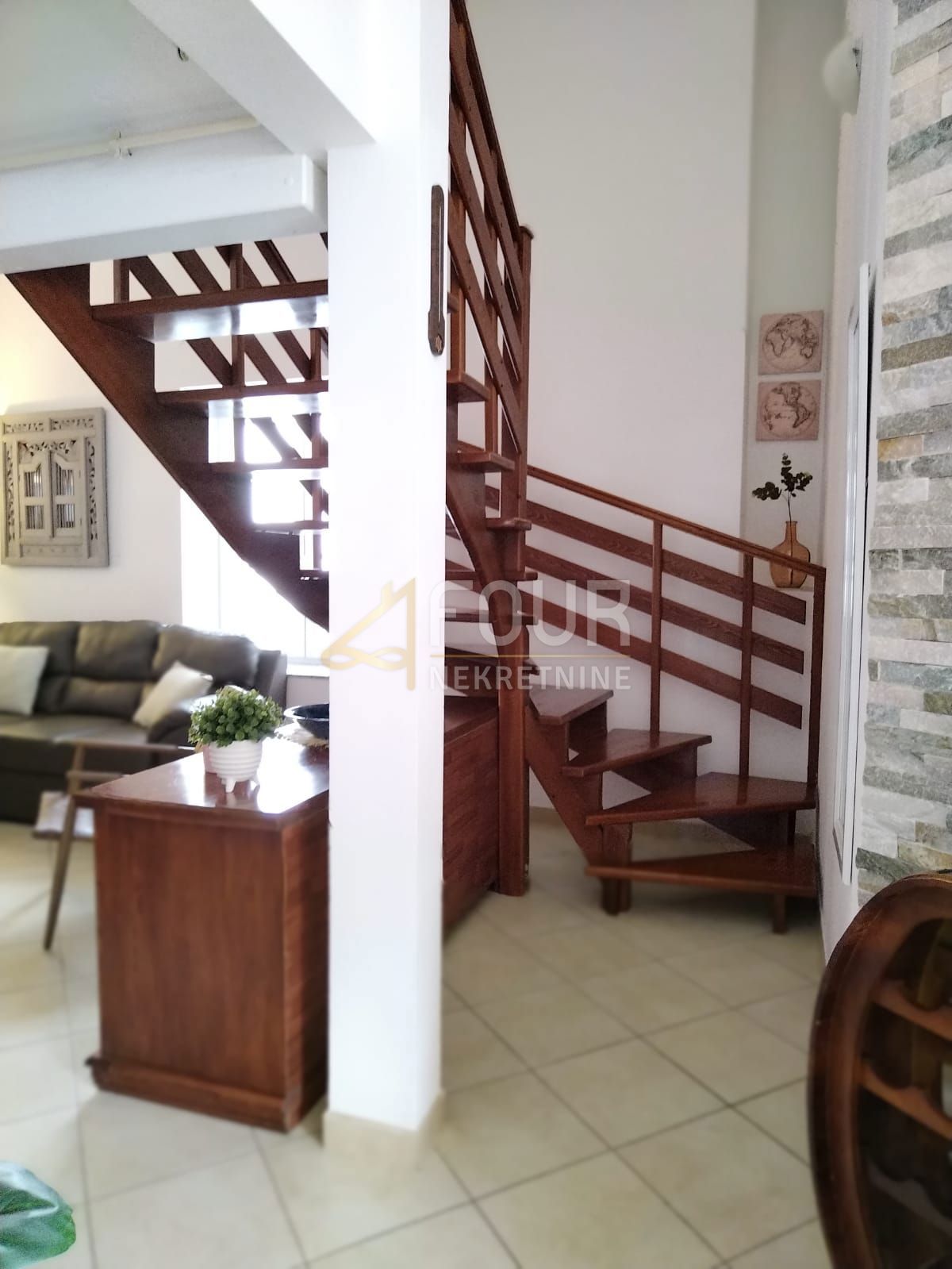 Stanovanje Centar, Pula, 69,90m2