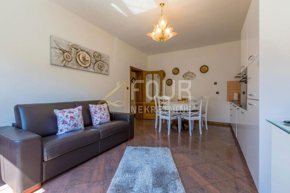 Hiša Crikvenica, 440m2