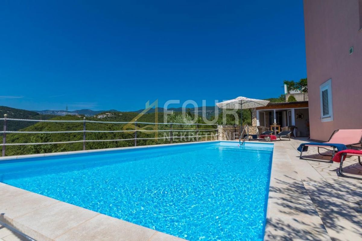 Hiša Crikvenica, 440m2