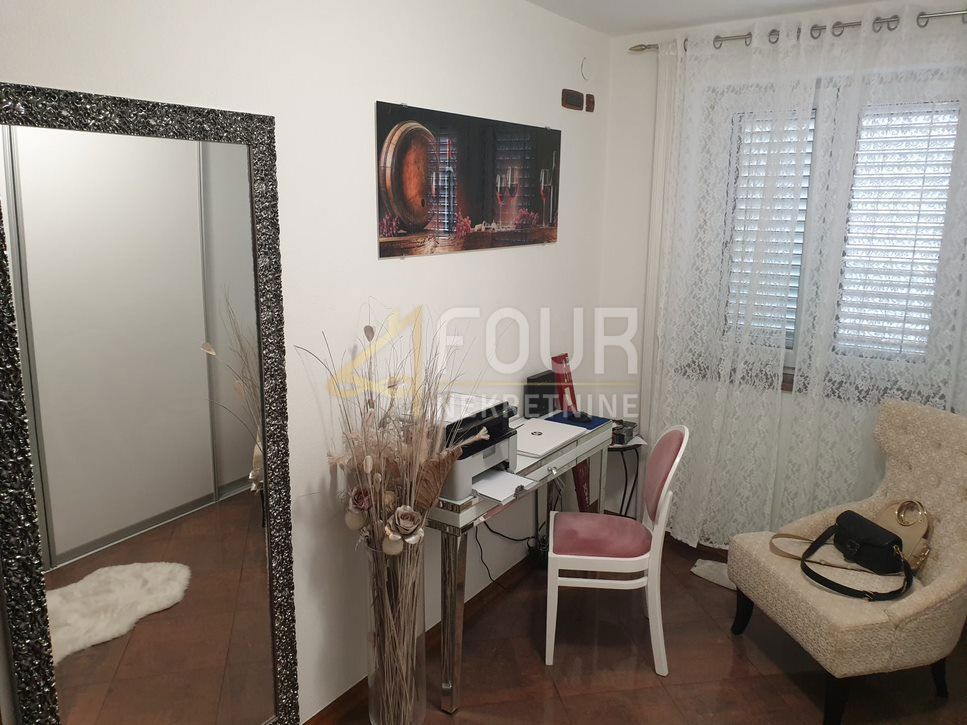 Hiša Crikvenica, 440m2