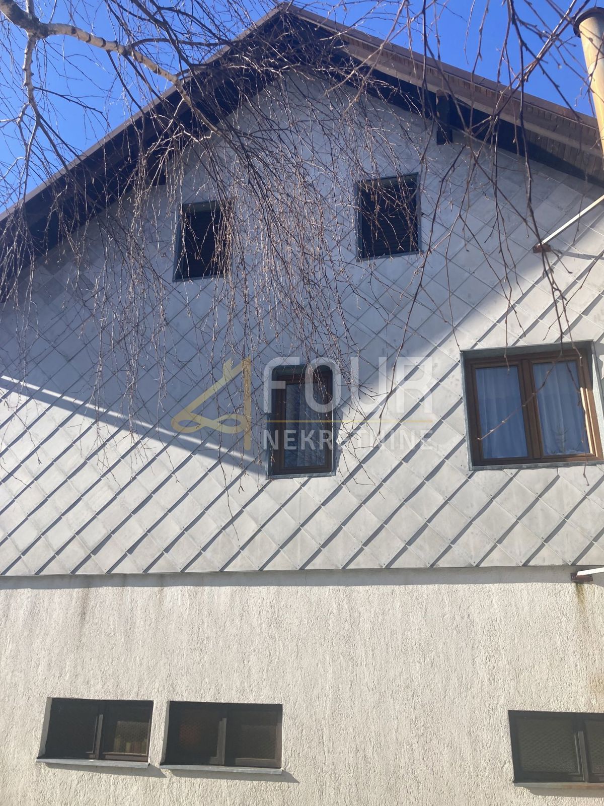Hiša Mrkopalj, 198m2