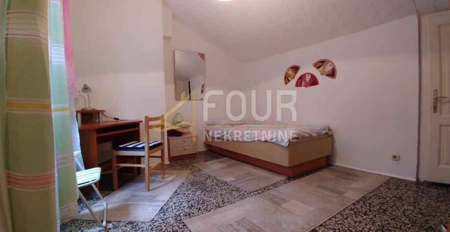 Stanovanje Centar, Pula, 95,63m2