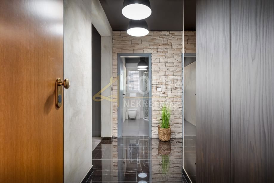 Stanovanje Valmade, Pula, 65,33m2