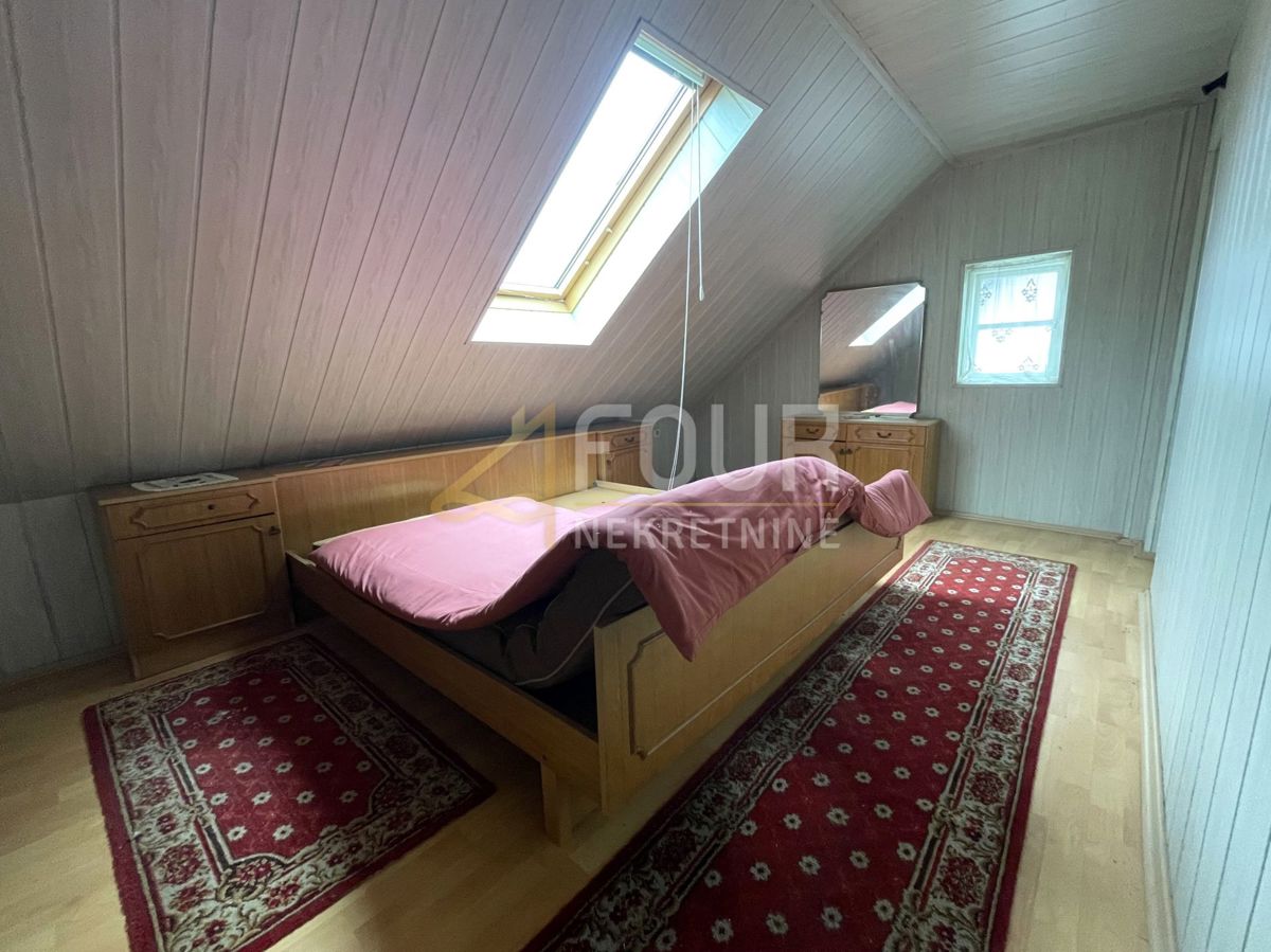 Hiša Delnice, 180m2