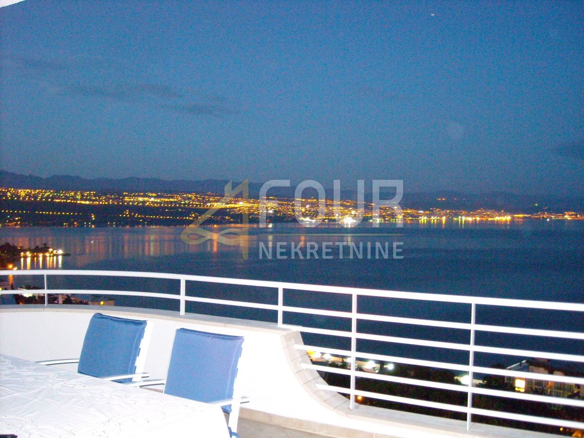Stanovanje Opatija - Centar, Opatija, 281.14m2