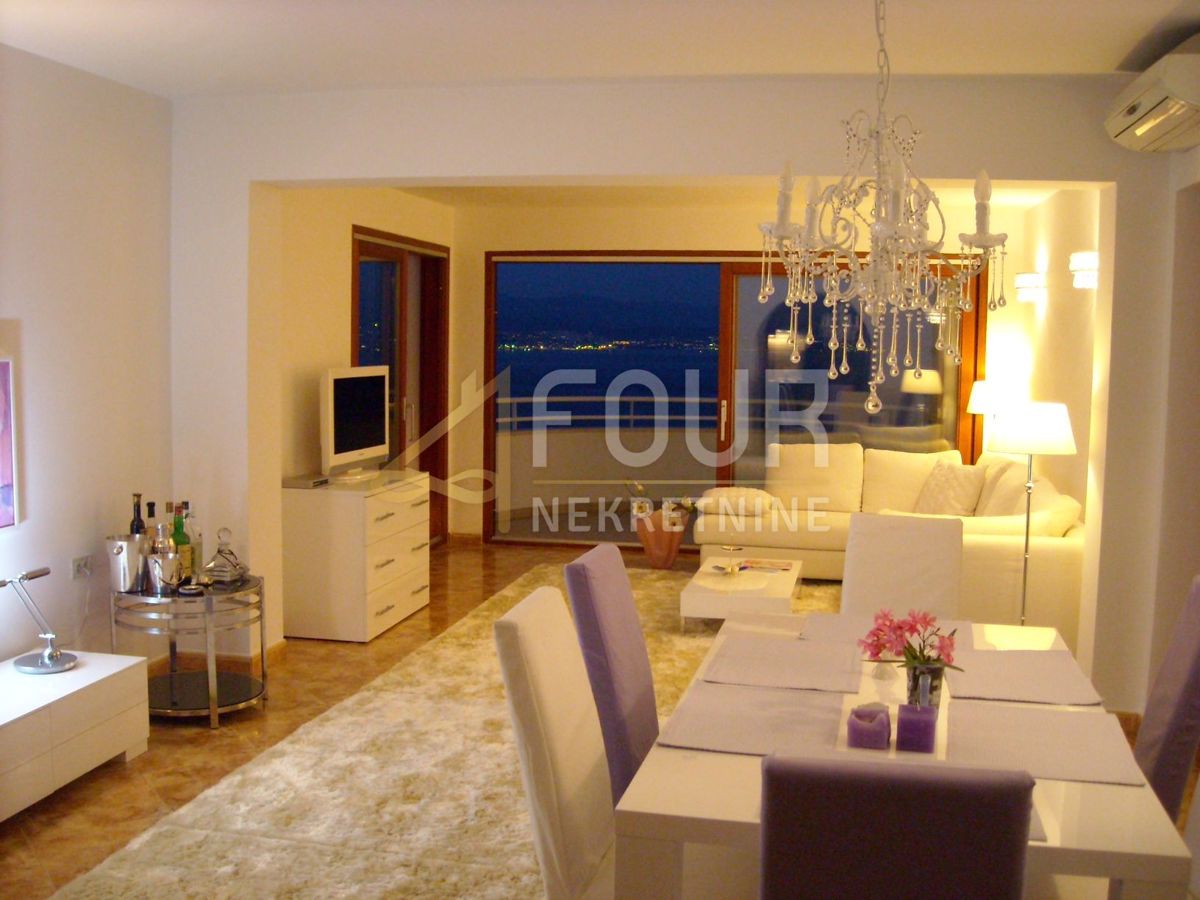 Stanovanje Opatija - Centar, Opatija, 281.14m2