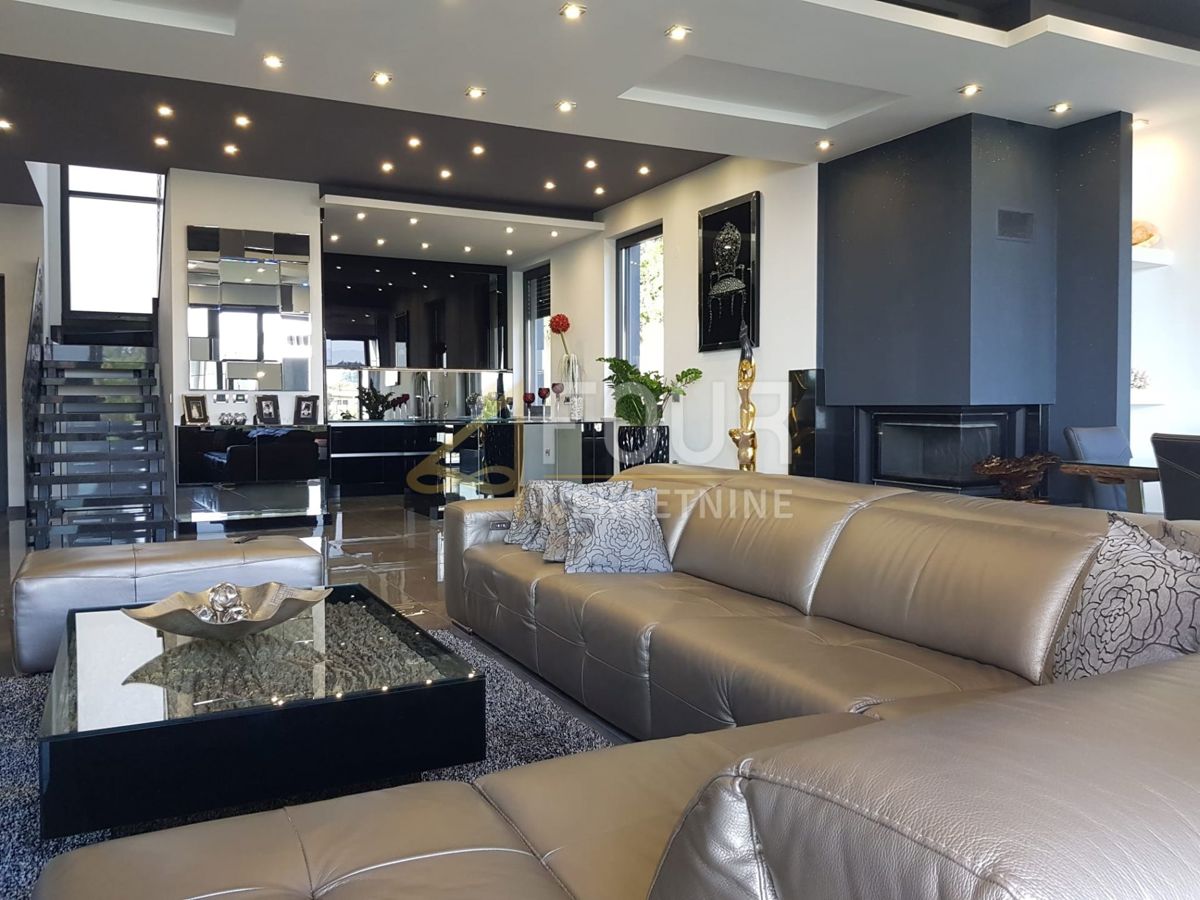 Hiša Opatija - Centar, Opatija, 756m2