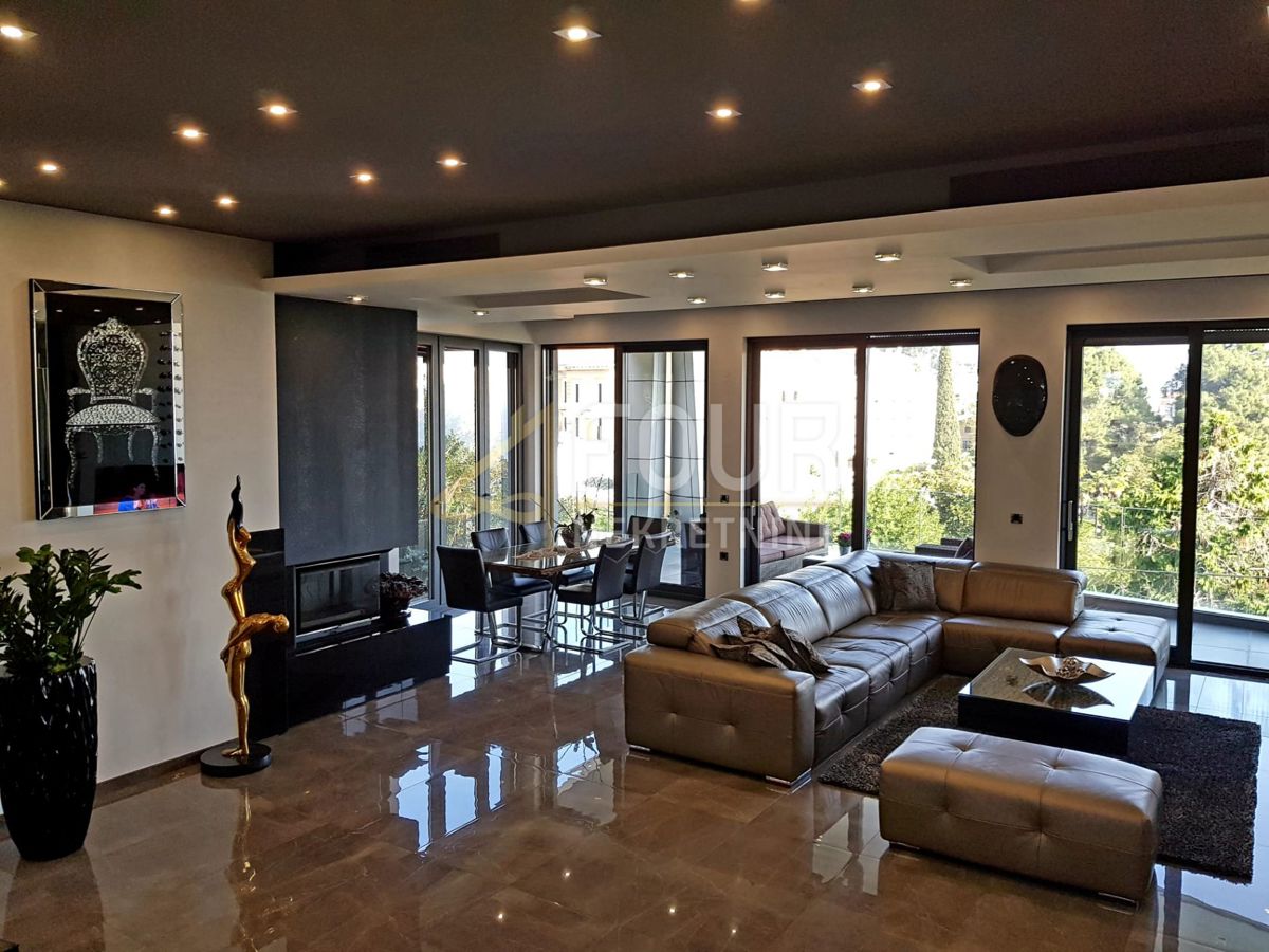 Hiša Opatija - Centar, Opatija, 756m2